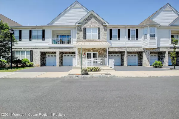 109 Magna Carta Drive, Morganville, NJ 07751