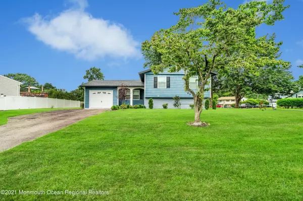 Toms River, NJ 08753,564 Duchess Court