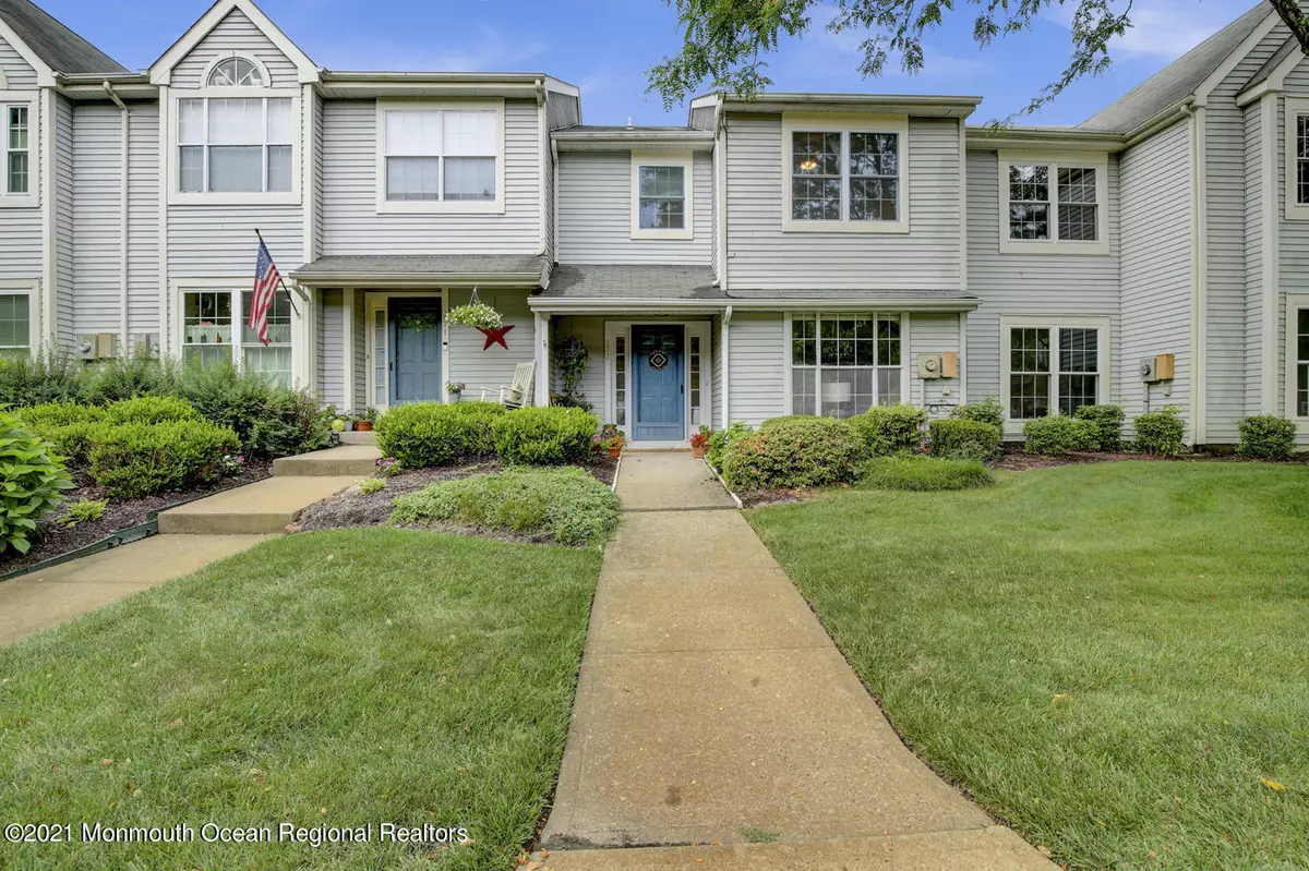 Howell, NJ 07731,272 Sugar Maple Court