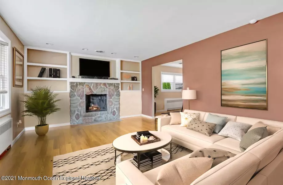 257 Forsgate Drive, Jamesburg, NJ 08831