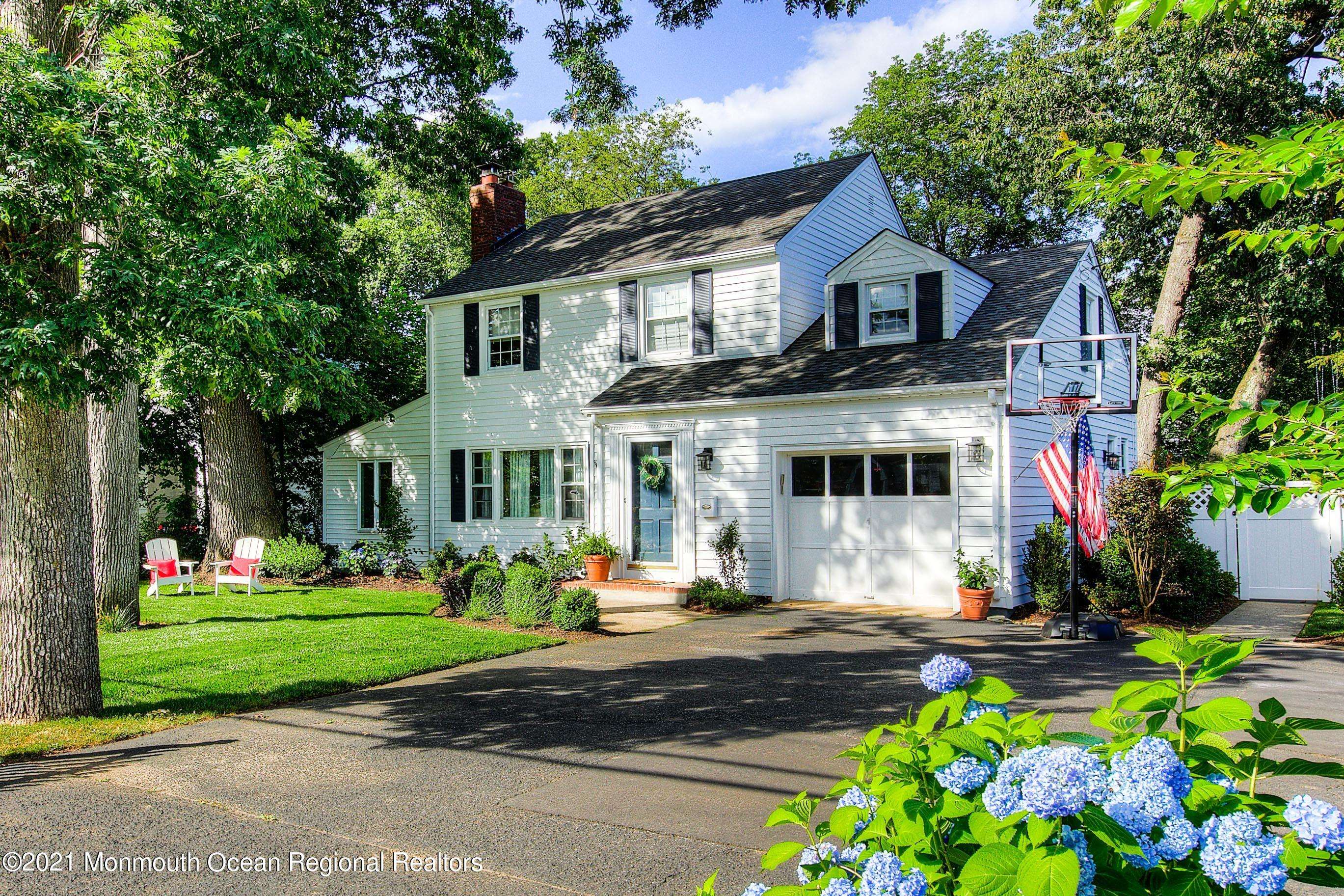 81 Bingham Avenue, Rumson, NJ 07760
