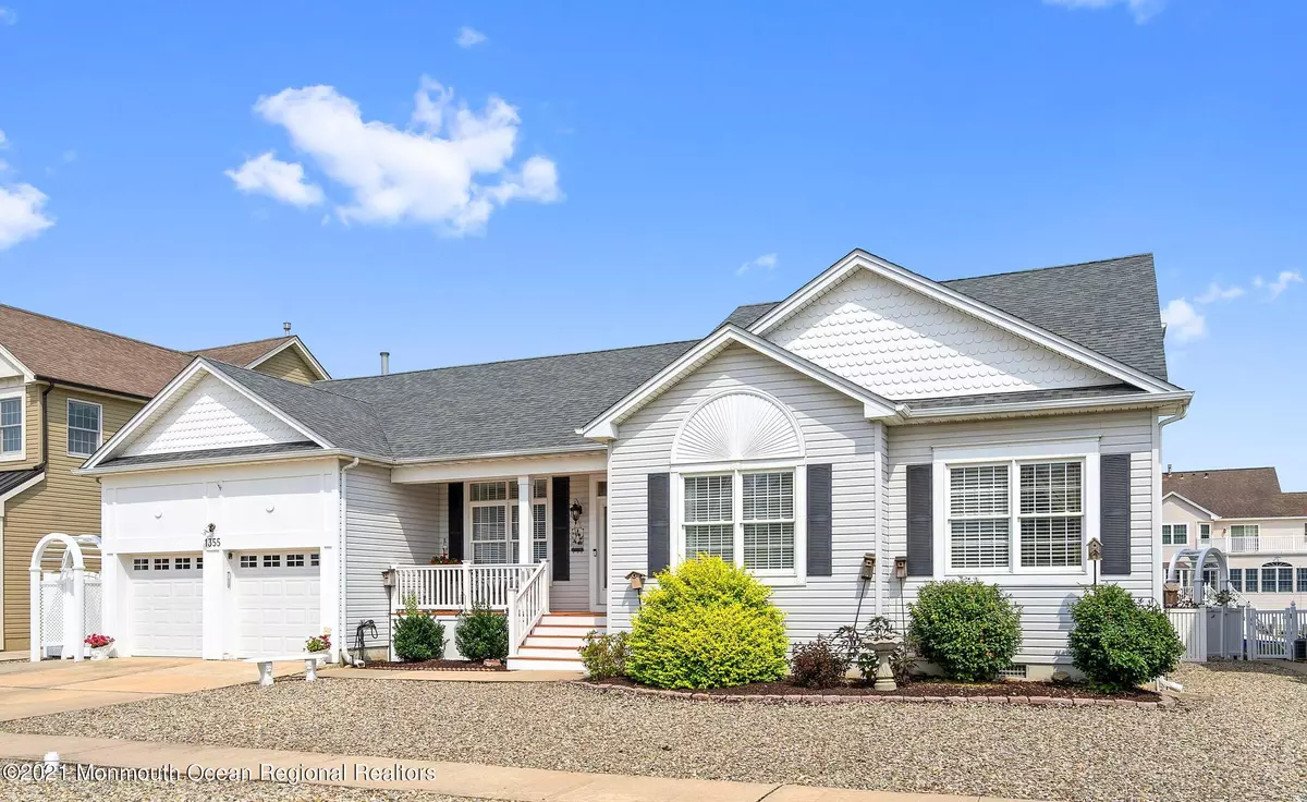 Lanoka Harbor, NJ 08734,1355 Laurel Boulevard