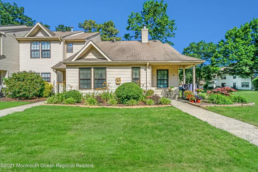 58 Orchard Court, Jackson, NJ 08527