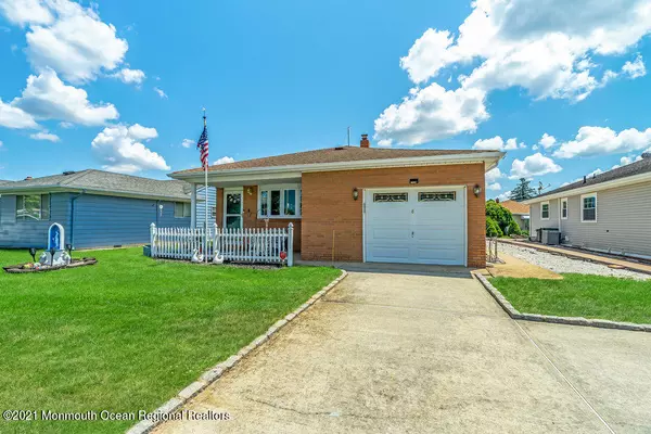 Toms River, NJ 08757,8 Mayaguana Street