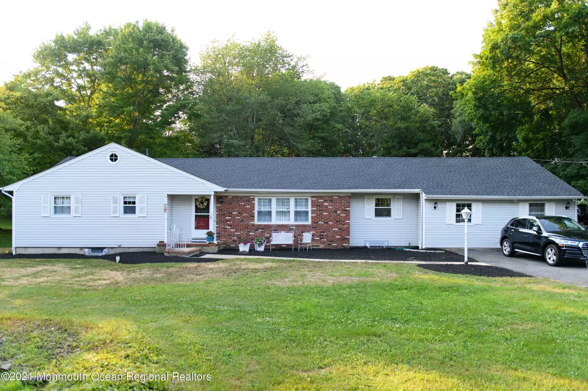 Manasquan, NJ 08736,1422 Lakewood Road