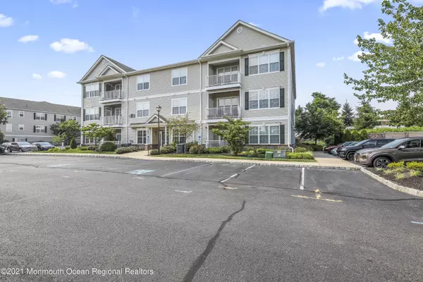 Eatontown, NJ 07724,631 Mill Pond Way