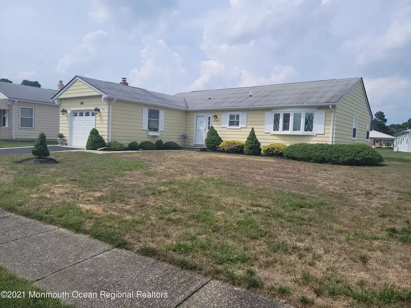 17 Purnell Street, Toms River, NJ 08757