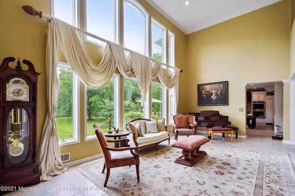 Colts Neck, NJ 07722,20 Twin Lakes Drive