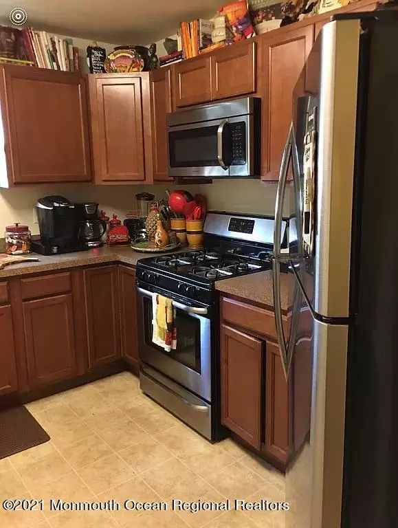 Toms River, NJ 08757,131 2nd Avenue