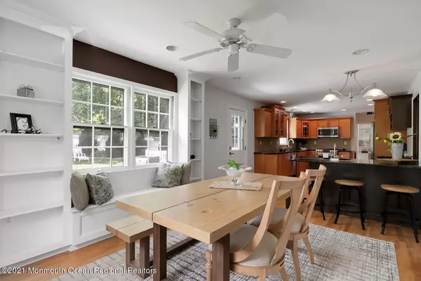 Rumson, NJ 07760,28 Lincoln Avenue