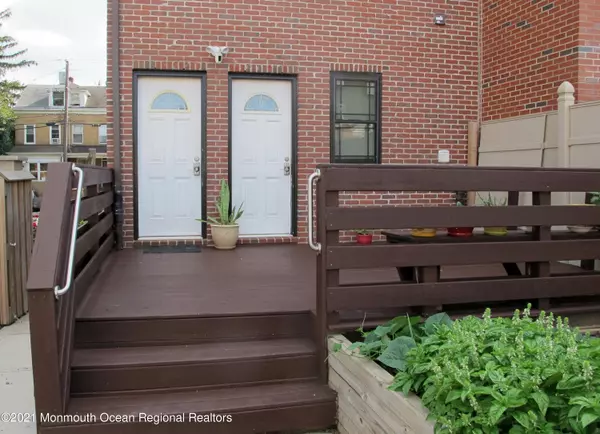 Trenton, NJ 08638,816 Spruce Street