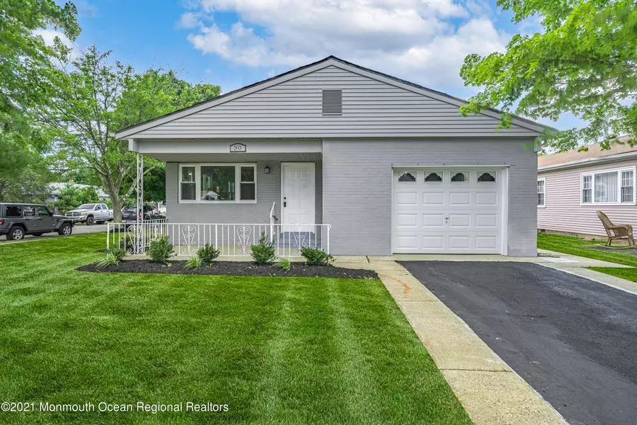 30 Virgin Islands Drive, Toms River, NJ 08757