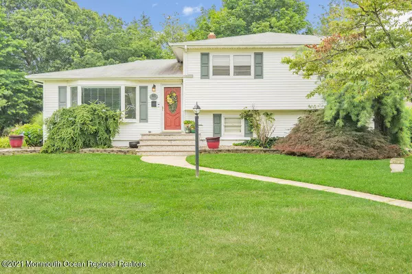 46 Hilltop Road, West Long Branch, NJ 07764