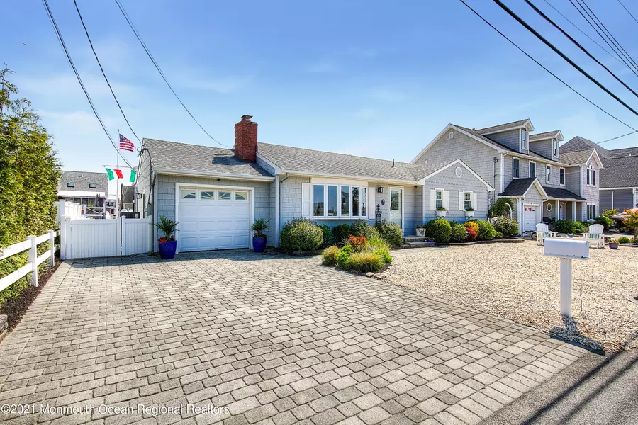311 Bay Lane, Mantoloking, NJ 08738
