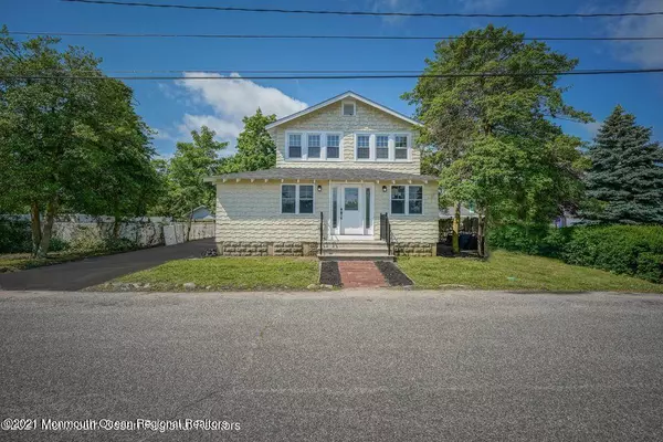 Beachwood, NJ 08722,516 Beacon Avenue