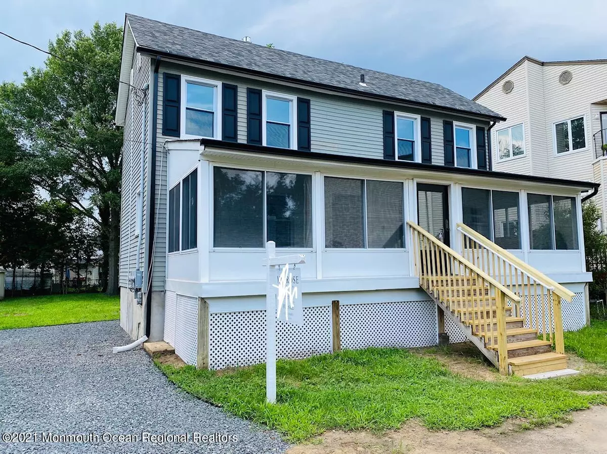 Keyport, NJ 07735,39 5th Street