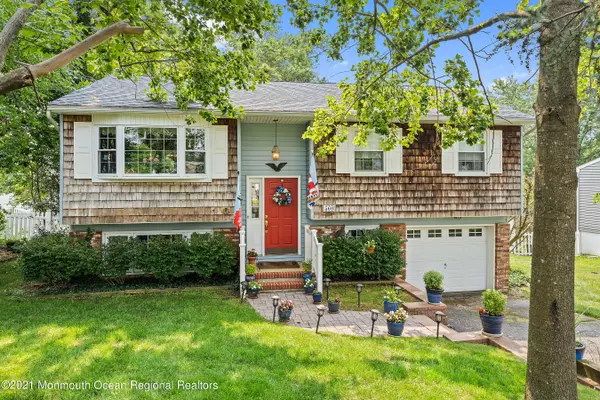 560 Smith Drive, Point Pleasant, NJ 08742