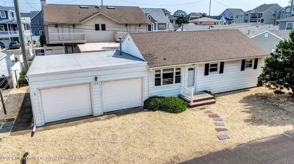 32 Jacobsen Lane, Normandy Beach, NJ 08739