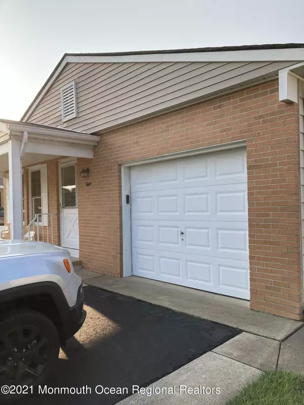 Toms River, NJ 08757,8 Saint Clande Way