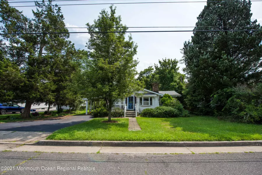 50 Washington Avenue, Leonardo, NJ 07737