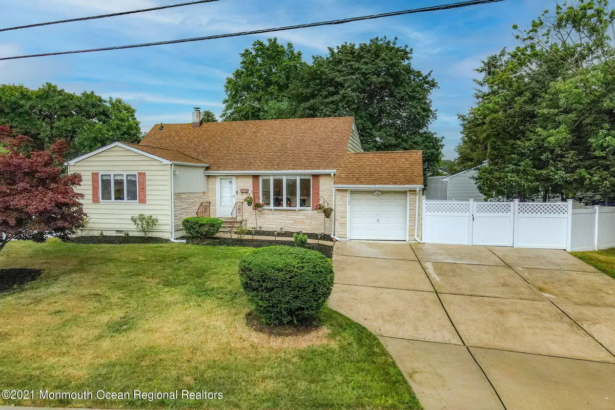 Hazlet, NJ 07730,39 Knoll Terrace