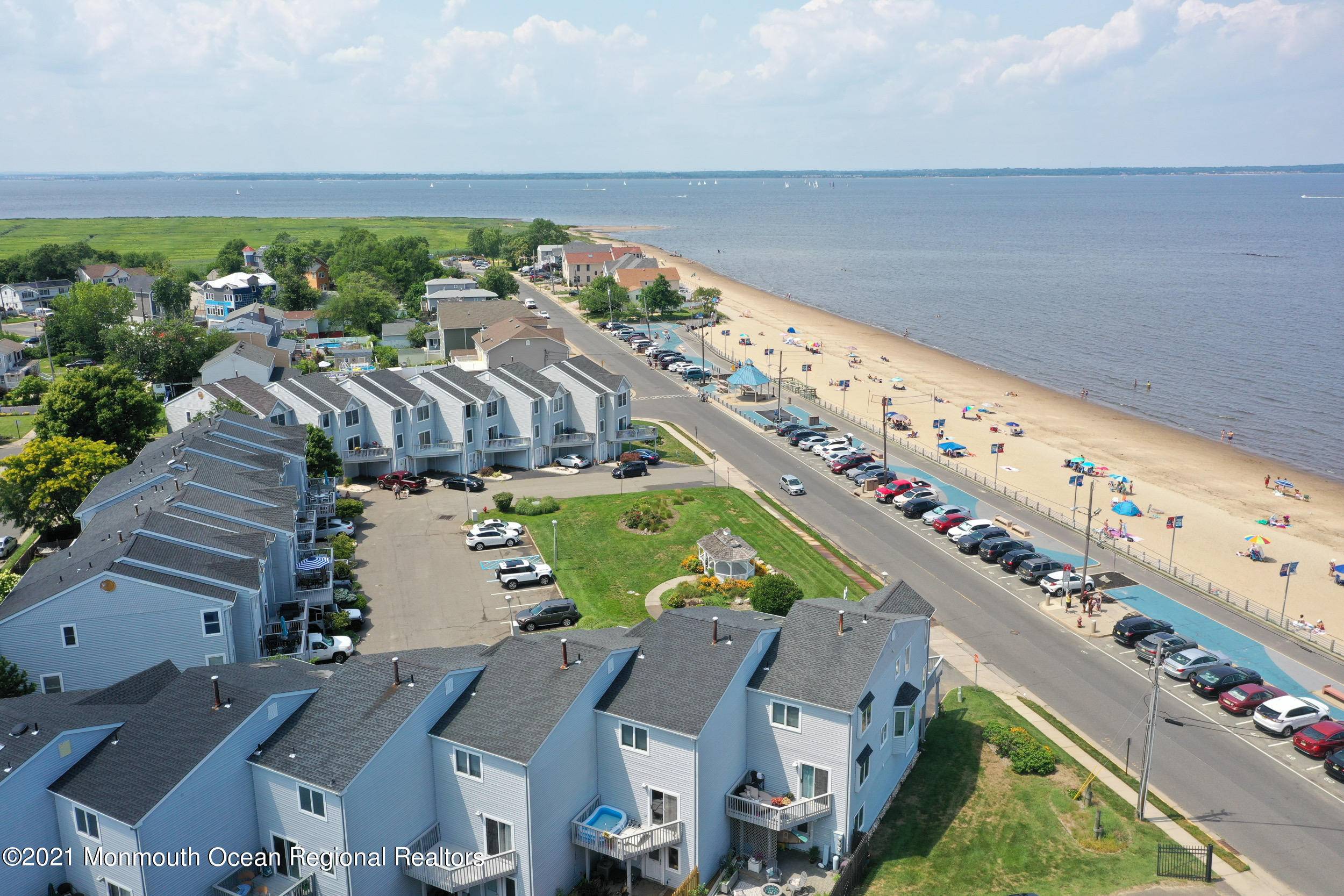 Union Beach, NJ 07735,7 Vista Shores Drive
