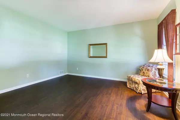 New Egypt, NJ 08533,9 Plum Ridge Drive