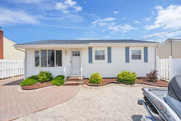 2548 Balfrey Drive, Toms River, NJ 08753