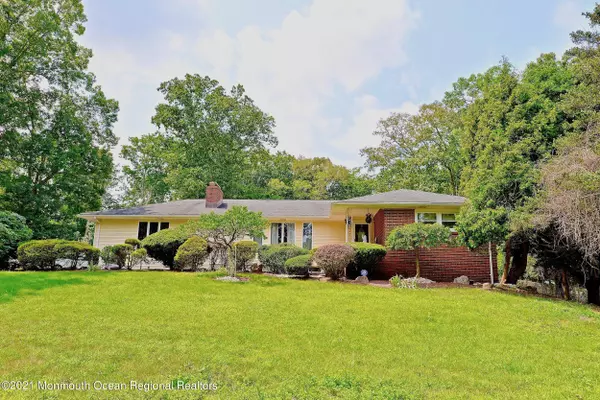 3 S Lakeview Drive, Jackson, NJ 08527