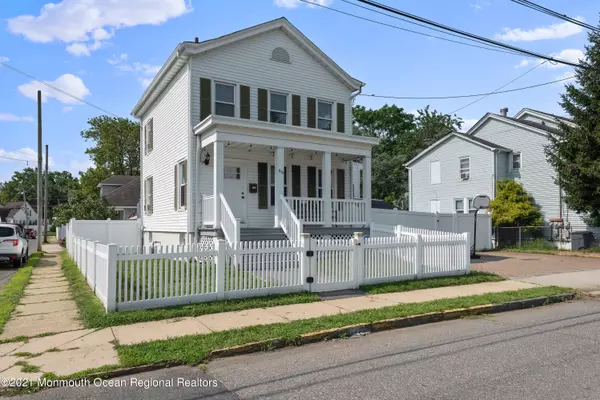 Keyport, NJ 07735,66 2nd Street