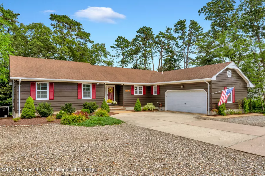 224 Linden Avenue, Pine Beach, NJ 08741