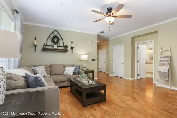 Eatontown, NJ 07724,622 Mill Pond Way