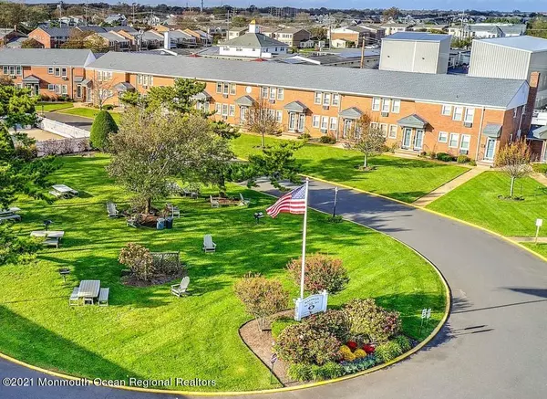 Point Pleasant Beach, NJ 08742,310 Maryland Avenue #4A