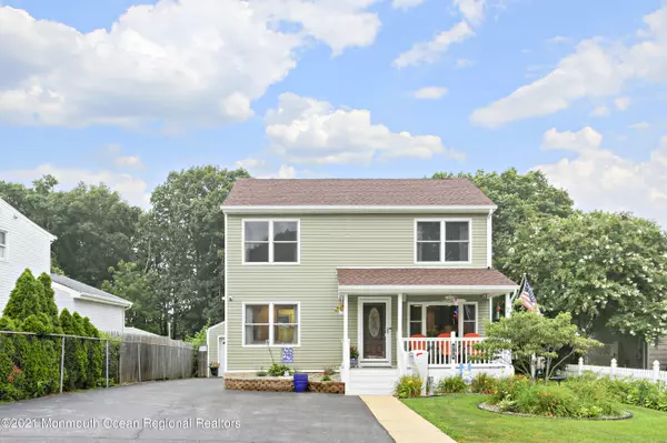 Keyport, NJ 07735,358 W Prospect Avenue