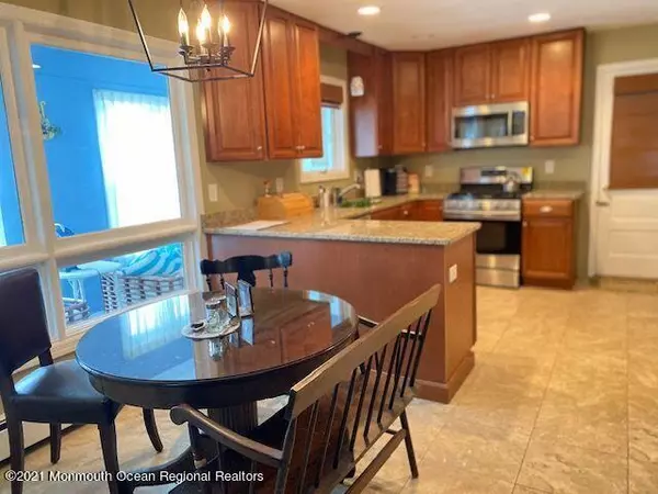 Pine Beach, NJ 08741,301 Radnor Avenue