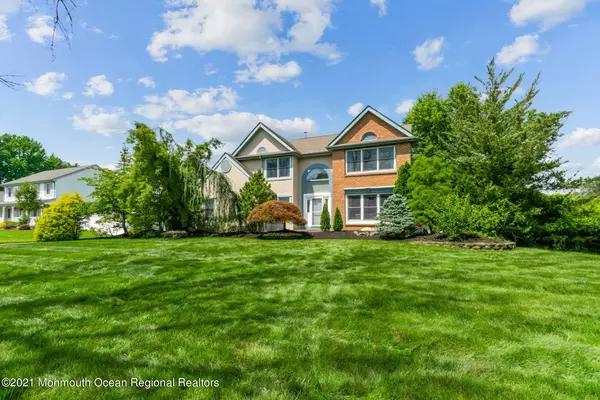 301 Adams Court, Manalapan, NJ 07726