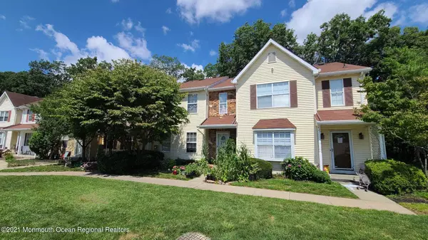 425 Rose Court #1000, Lakewood, NJ 08701