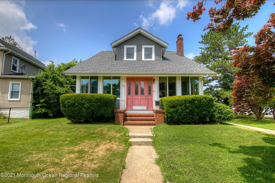 192 Church Street, Belford, NJ 07718