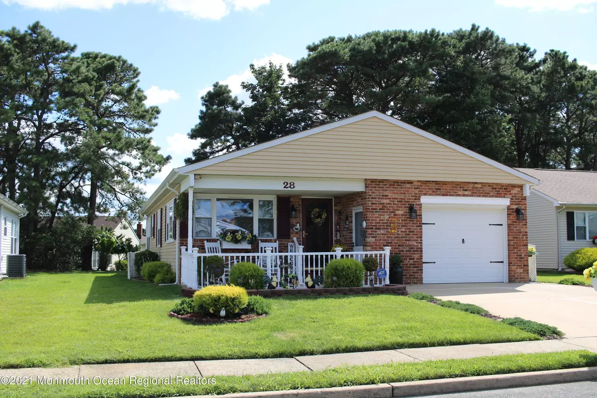 Toms River, NJ 08757,28 Purnell Street