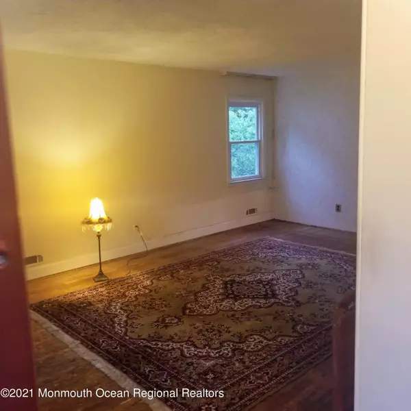 Garwood, NJ 07027,408 Hemlock Avenue