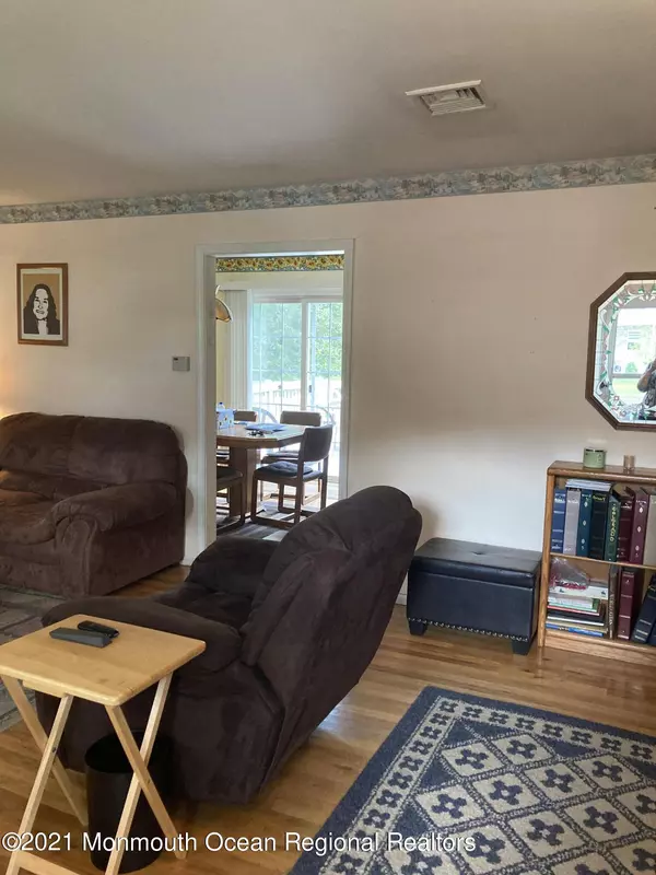 Toms River, NJ 08757,2208 Manchester Street