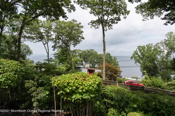 Atlantic Highlands, NJ 07716,421 Ocean Boulevard