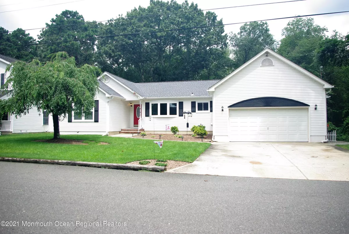 Lanoka Harbor, NJ 08734,116 Forrest Avenue