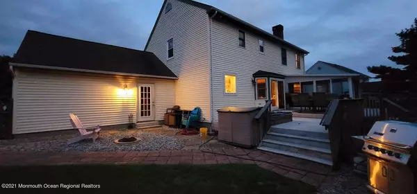 Robbinsville, NJ 08691,16 Fox Runne