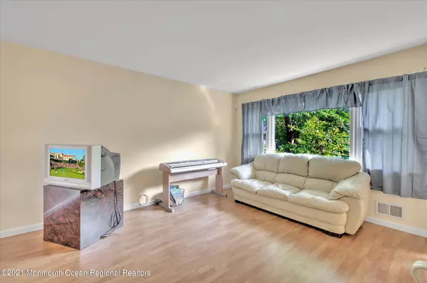 Toms River, NJ 08753,750 Bay Avenue