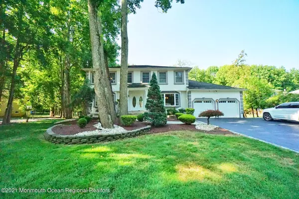 Manalapan, NJ 07726,19 Canvasback Road