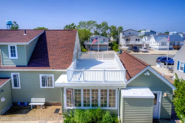 Surf City, NJ 08008,241 N 12th Street