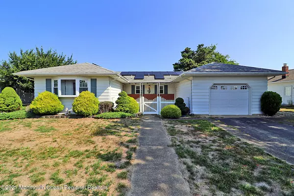 28 Vail Street, Toms River, NJ 08757