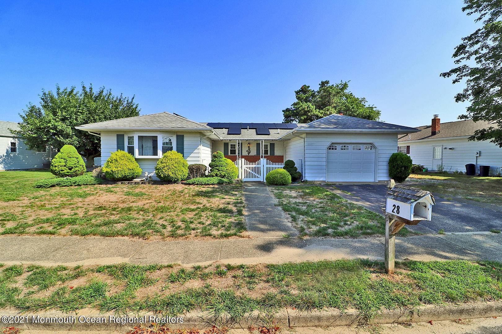 Toms River, NJ 08757,28 Vail Street