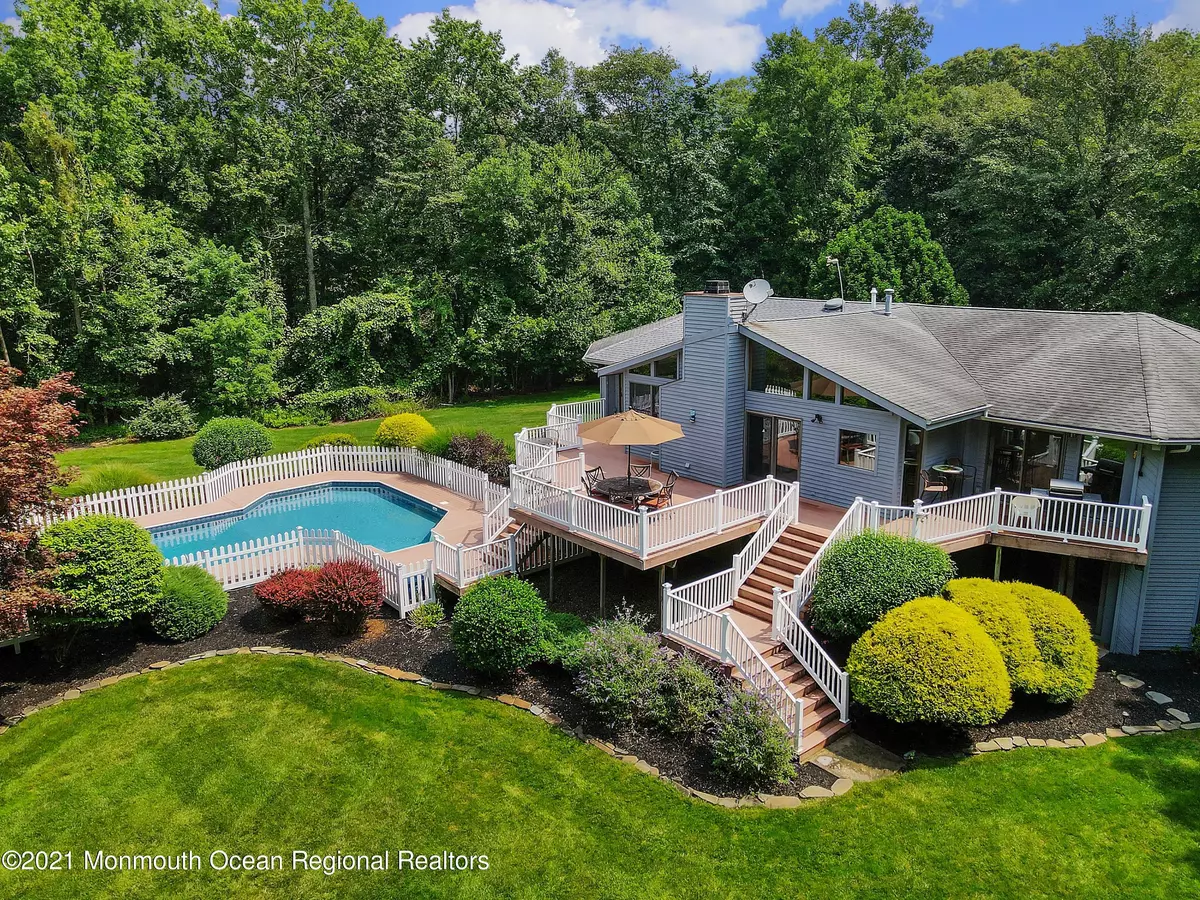 Farmingdale, NJ 07727,74 Lakeside Drive
